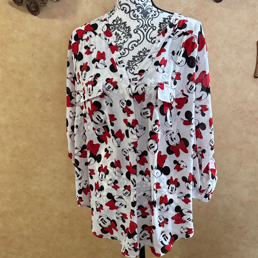 Torrid -Minnie Mouse Print Button-Front Blouse - White, Red, Black